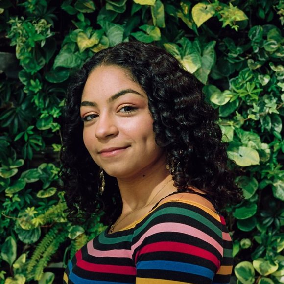 Meet your Posher, Salma - Picture 1 of 1